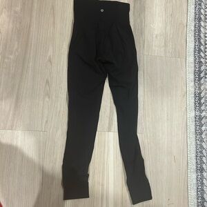 Black lululemon leggings